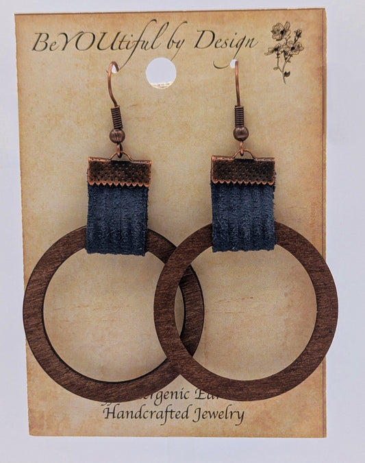 RING BLUE LEATHER DANGLE EARRINGS