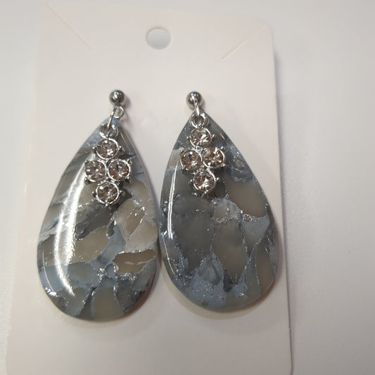 GRAY MULTI CLAY AND CRYSTAL EARRINGS